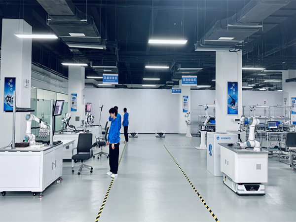 中奕科技攜手岳信，IP56X 砂塵試驗箱開啟產(chǎn)品防塵新征程